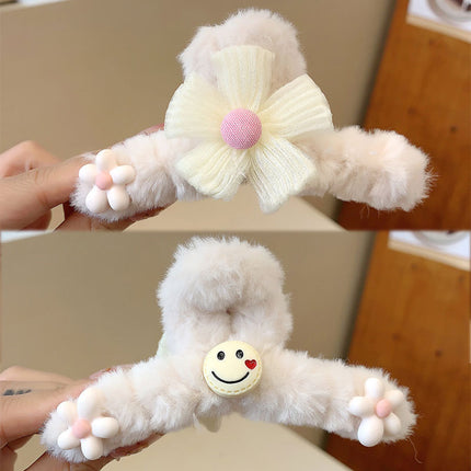 Autumn and Winter plush hairpin female clip headdress furry shark clip cute high-grade sense back head clip high-end hairpin