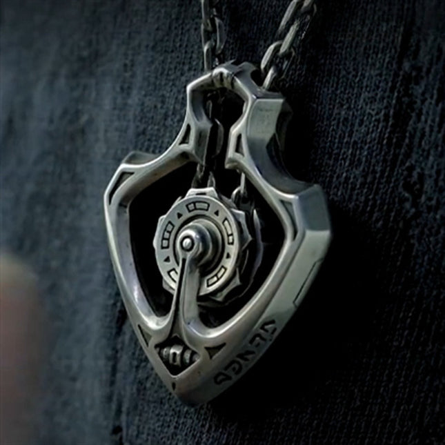 New Fashion Different Made Shuttle Mechanical Movable Pendant Necklace Men's Aggressive High-end Pendant Neck Chain Fashion