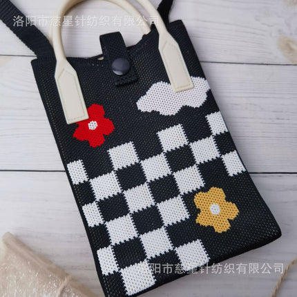 Girl's Heart-Shaped Knitted Crossbody Bag