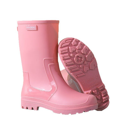 Military-Style Korean Mid-Calf Women's Rain Boots, Spring and Autumn Thickened Non-Slip Mom's Foot Protection Shoes, Integrated Waterproof Shoes, Labor Protection Rubber Shoes