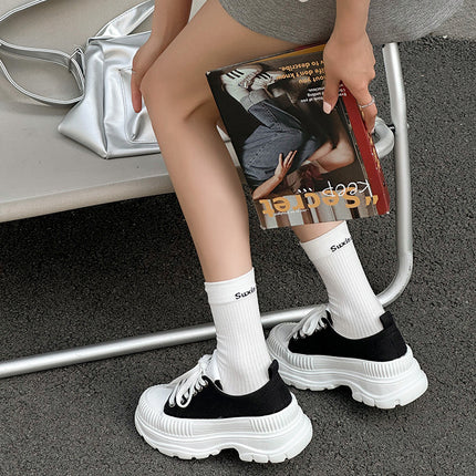 Mesh Mcqueen Sneakers 2025 New Summer Thick-Soled Height-Increasing Korean Versatile Canvas White Sneakers for Small People