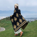 Cape with hood - black camel