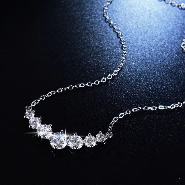New One-Carat Moissanite Seven-Star Smiley Face Necklace Straight Pendant Jewelry for Women Simple High-End Necklace