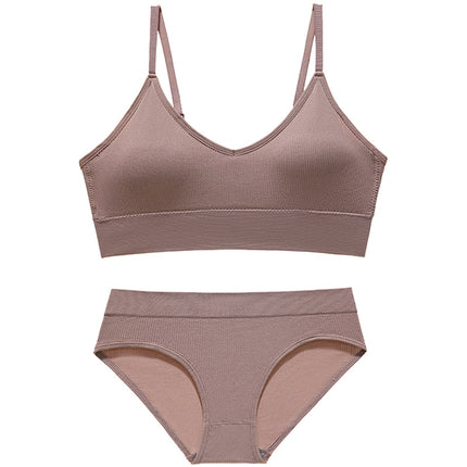 Underwear Women's Big Chest Showing Small Thin French Style Triangle Cup Bra Set No Steel Ring Beautiful Back Base Camisole