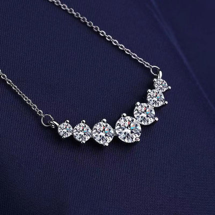 New One-Carat Moissanite Seven-Star Smiley Face Necklace Straight Pendant Jewelry for Women Simple High-End Necklace