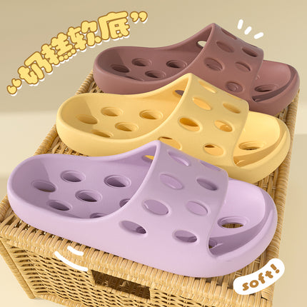 Bathroom Slippers Women's Bath Non-slip Summer 2025 New Leaky Hollow Quick-drying Indoor plus size Slippers for Men