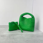 parrot green