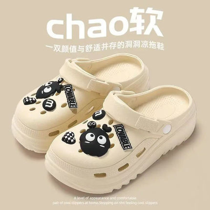 25 New Styles of Croc Shoes for Women, Summer Casual Fashion, Thick Soles for Going Out, Versatile, Non-Slip, Comfortable and Breathable, Men's Wholesale Cartoon