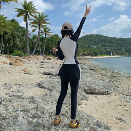 Two-Piece Swimsuit for Women 2025 New Style Swimming Sun Protection Two-Piece Conservative Long-Sleeved Long Pants Surfing and Snorkeling Jellyfish Suit