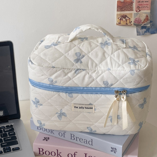Blue Powder Satin Bow Makeup Bag Student Fresh Style Portable Large Capacity Toiletry Bag Quilted Sundries Storage Bag