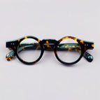 Tortoiseshell pattern