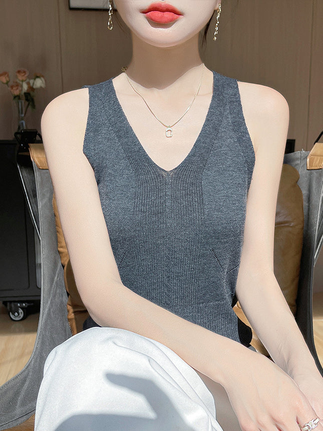 Spring and Summer New V Neck Camisole Women's Knitwear for Inner Wear, Fashionable and Versatile Sleeveless Loose Slimming Look Bottoming