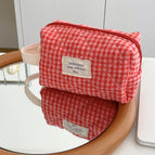 Cranberry Quilted [Wrist Bag]]