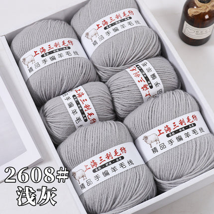 Shanghai Sanli 290 medium thick wool diy hand-knitted wool sweater cardigan scarf wool wholesale