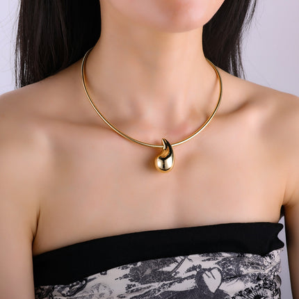 TikTok Explosive Magnetic Necklace Advanced Cold Metal Drop Pendant Collar Niche Design Fashion All-match