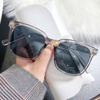 B22m transparent gray frame gray film