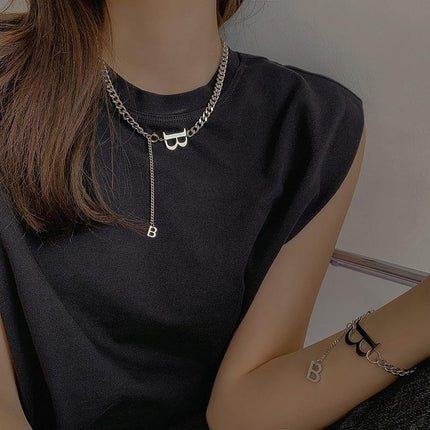 B Letter Necklace for Women, Summer Non-Fading Sweater Chain, 2022 New Trendy Hip-Hop Minimalist Style Clavicle Chain