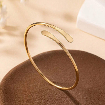 European and American Cross-Border Supply, Flattened Single-Layer Bracelet with Gold Opening, Adjustable Bracelet, Elegant Jewelry