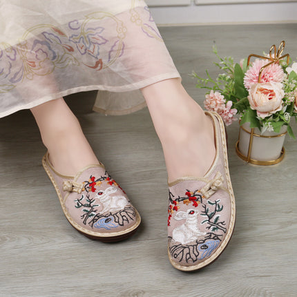 Women's Fashionable Half-Mop Shoes Spring and Summer Flats Round Toe Shallow Mouth Flats Bottom Ethnic Style Embroidered Shoes Middle-Aged Mother's Shoes
