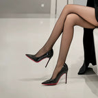 Black flats [ 5cm ] not tiring or abrasive to feet / 33 in stock, ships today!