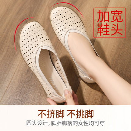 Mom's Shoes for Middle-Aged and Elderly Women, Summer 2026 New Style, Soft-Soled Leather Shoes, Breathable Non-Slip Sandals