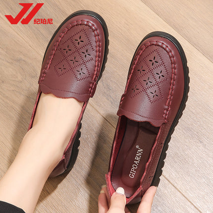 Mom's Shoes, Clogs, Soft-Soled, Non-Tiring Women's Shoes, Breathable Sandals for Middle-Aged and Elderly People, Non-Slip Leather Shoes, Middle-Aged Summer Shoes
