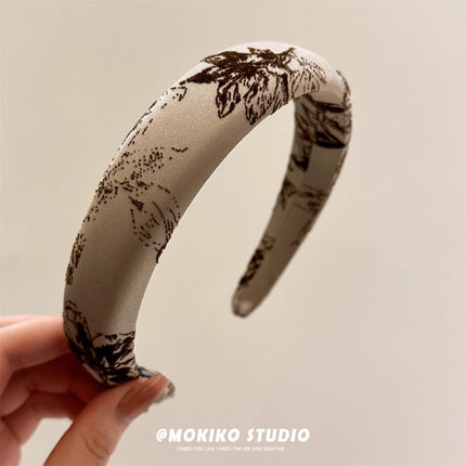 Whitening and High-End New Chinese Style Jacquard Embroidered Headband Chinese Style Versatile Retro High Skull Sponge Headband Hair Accessories