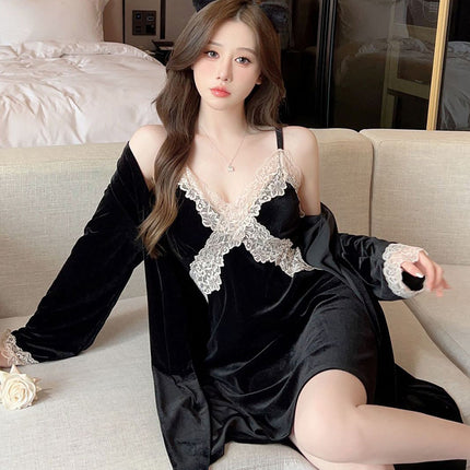 2025 New Autumn and Winter Pajamas, Nightgowns, Feminine Three-Piece Lace Edge Gold Velvet Home Clothes