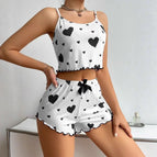 White and black love heart / S