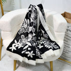 Flower shadow-black and white / Above 175cm