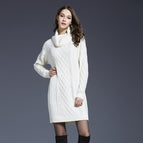 White (high collar sweater) / M