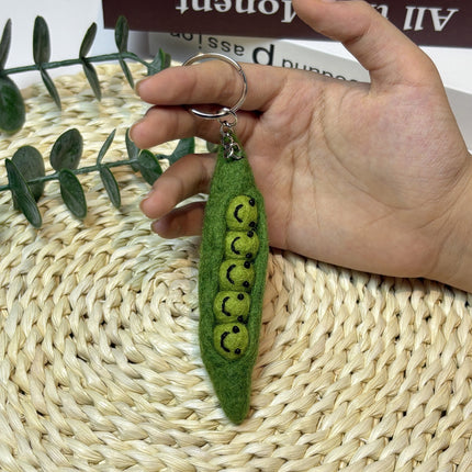 Nepalese Handmade Wool Felt Finished Vegetable and Fruit Bag Pendant Cute Bread Keychain Creative Decoration