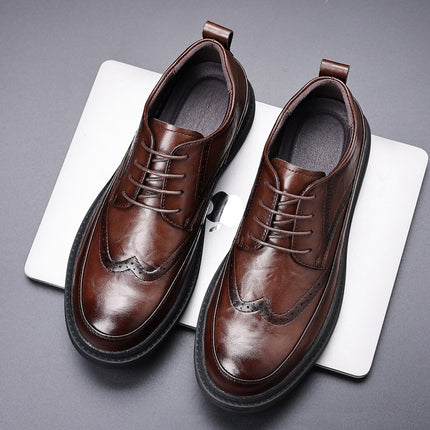 2023 New Spring Men's Shoes Work Breathable Men's Business Casual Brock Black Small Leather Shoes All-match Trendy Shoes