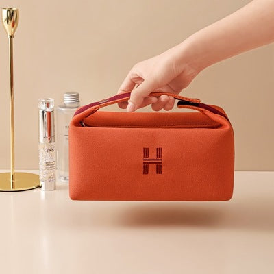 Simple Portable Cosmetic Bag Travel Portable Canvas Bag European and American Style Waterproof and Dustproof Storage Bag Large Capacity Wash Bag