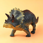 Triceratops pinch and scream large size