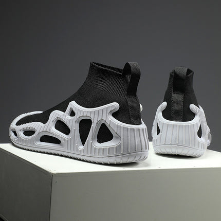 Cross-border spot socks shoes men's spring and autumn explosions 2023 new couple shoes sneakers women's shoes appearance patent