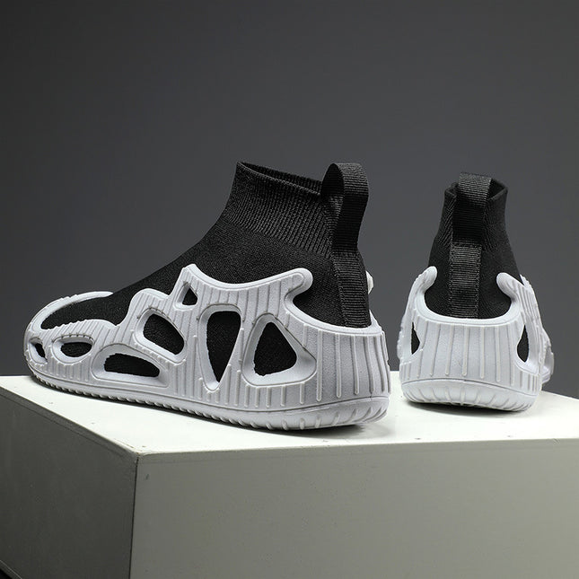 Cross-border spot socks shoes men's spring and autumn explosions 2023 new couple shoes sneakers women's shoes appearance patent