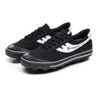 New football shoes black and white / 30