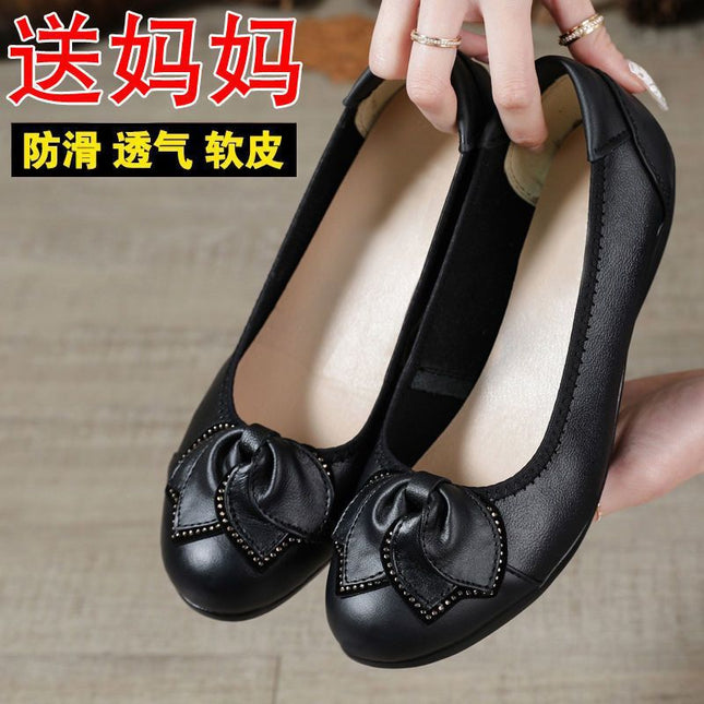 [clearance treatment] summer new ladies leather shoes soft leather soft bottom wear-resistant breathable shoes waterproof deodorant home shoes