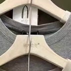 Light gray / M
