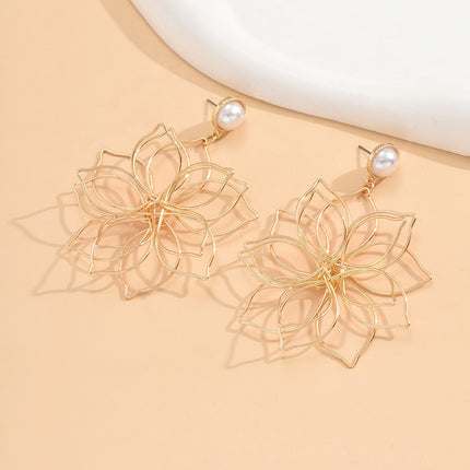 Cross-border Europe and the United States big flower hollow earrings exaggerated line winding retro petal earrings wholesale earrings wholesale