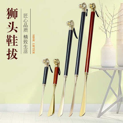 Factory direct metal alloy lion head horse head twelve zodiac shoehorn solid wood super long shoehorn in stock wholesale