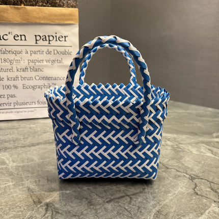 Plastic Woven Bow Bag / Sac Tressé Nœud Plastique