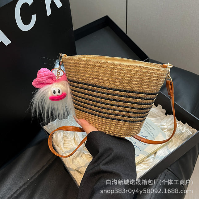 Summer Popular Bags for Women 2025 New Fashion Casual Crossbody Straw Bag Versatile Small Fresh Woven Bucket Bag