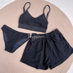 Black / M