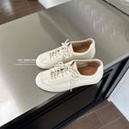 White in stock / 35