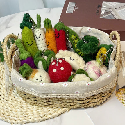 Nepalese Handmade Wool Felt Finished Vegetable and Fruit Bag Pendant Cute Bread Keychain Creative Decoration
