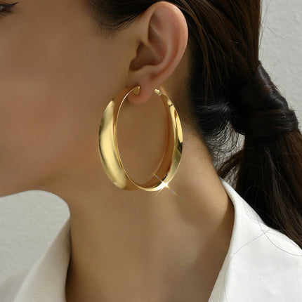 European and American simple personality exaggerated smooth earring temperament metal geometric fashion earrings high-end luxury earrings