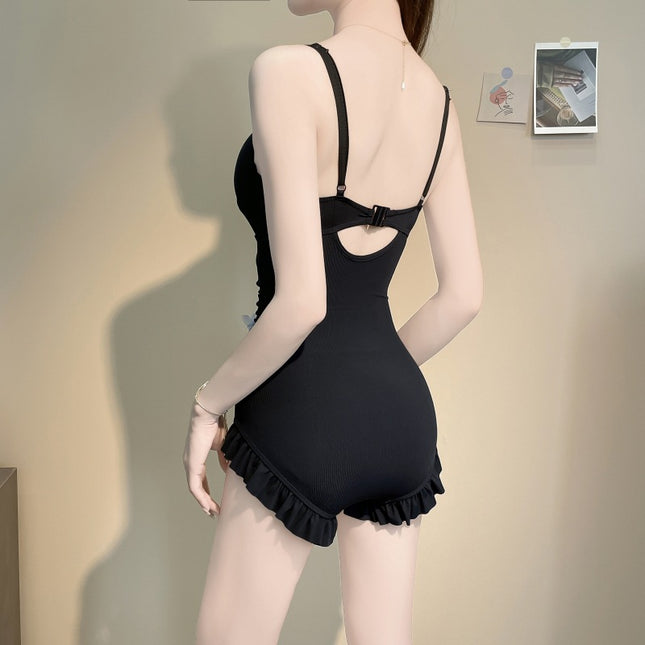 Black One-Piece Long-Sleeved Swimsuit for Women, Slimming Look and Belly-Covering, Sexy Internet Celebrity, Pure Lusty Girl, Seaside Vacation, Hot Spring Bathing