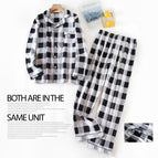 Male—black, white and gray / M